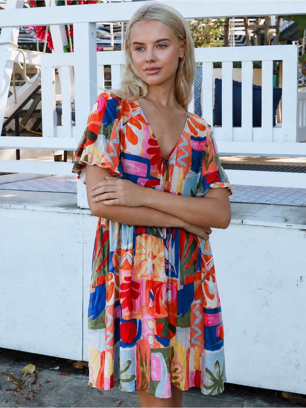 NWT Label of Love Women’s Vacation Multicolor V-Neck Short Sleeve Dress - Size M